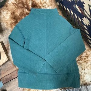 LULULEMON MOCK NECK SWEATER